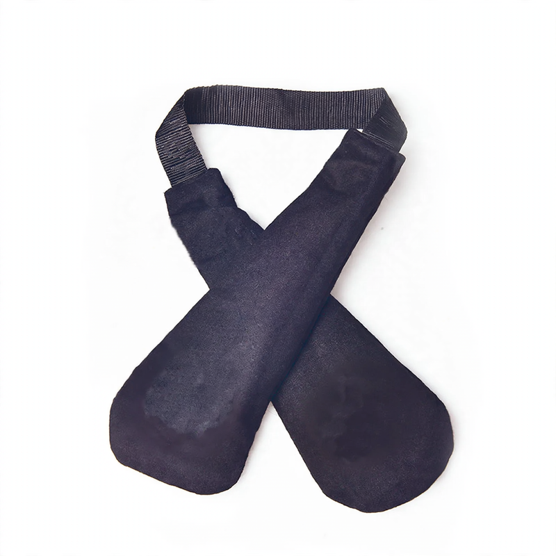 Activated charcoal dehumidifying bag for shoes and gloves