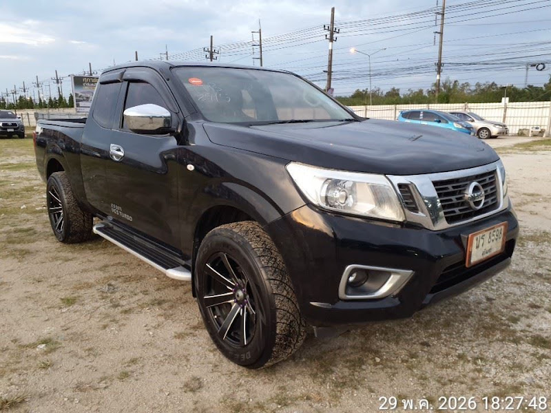 NISSAN NAVARA