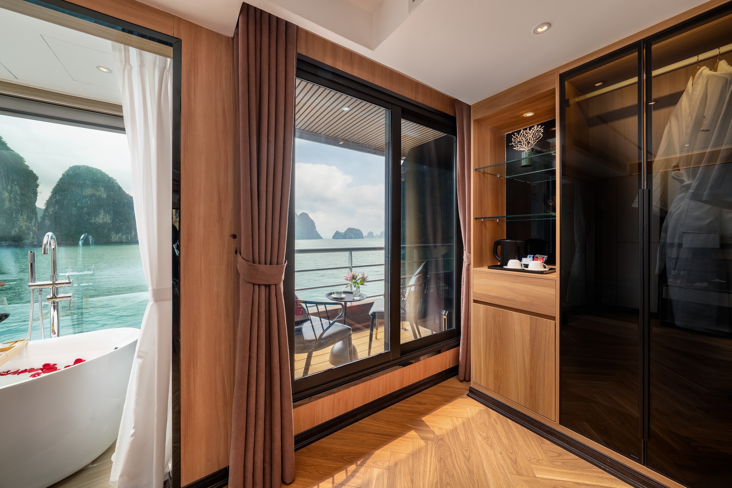 Nghỉ đêm 2N1Đ · Premium Cabin - ảnh 1