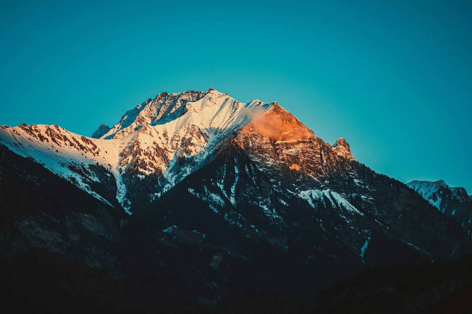 Golden Light On Snowy Mountains - Landscape Photography 5K Wallpaper (6240x4160)