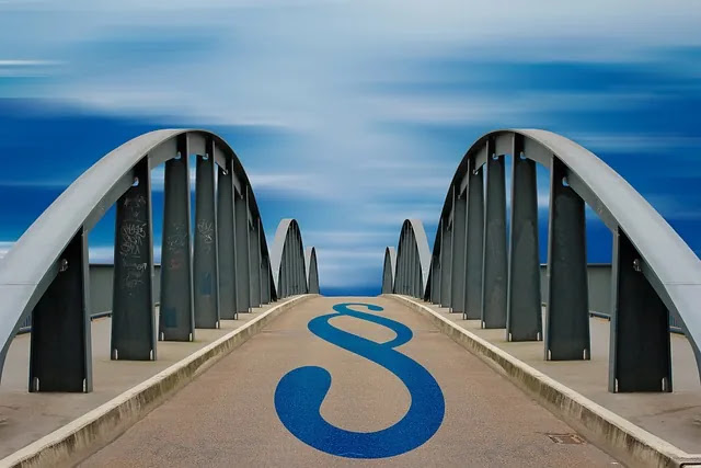 법정 최고금리는 왜 그 숫자에서 멈췄을까? 금융 규제 결정 구조 분석