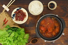 Thành phẩm!!! Bò sau khi đã tẩm ướp thấm vị, trụng cùng nước lẩu chua chua cay cay. Đem lại cảm giác tuyệt vời cho người ăn.