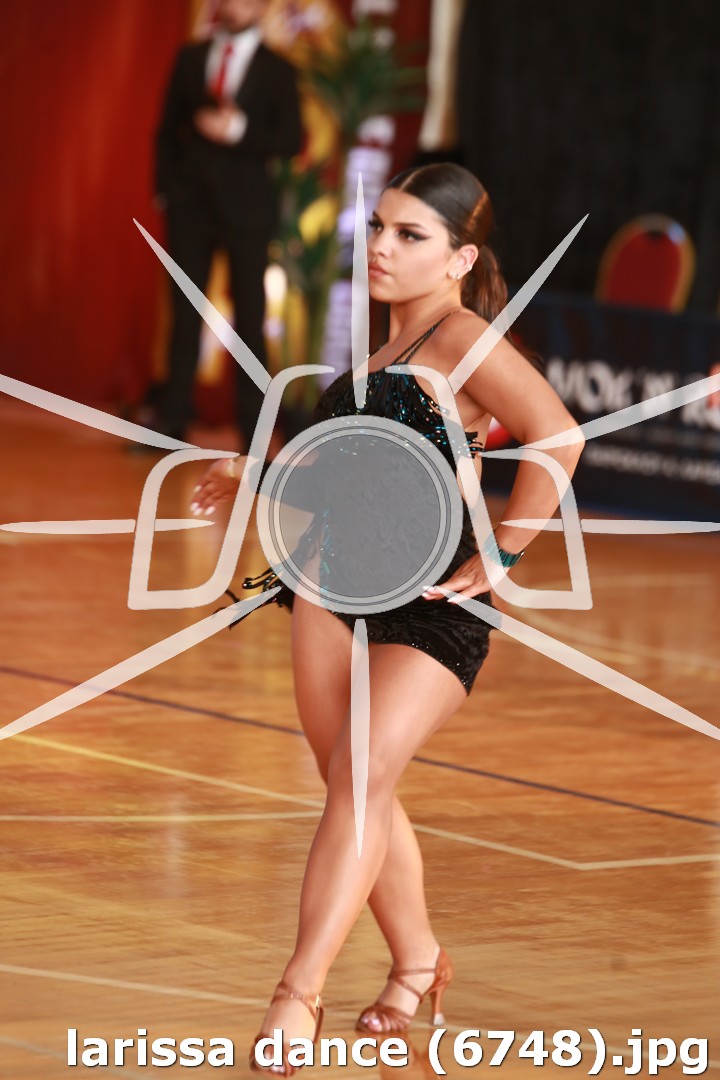 larissa dance (6748).jpg