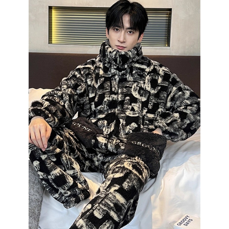 Luxuriöses Herren-Pyjama-Set aus Flanell, warm und gefüttert