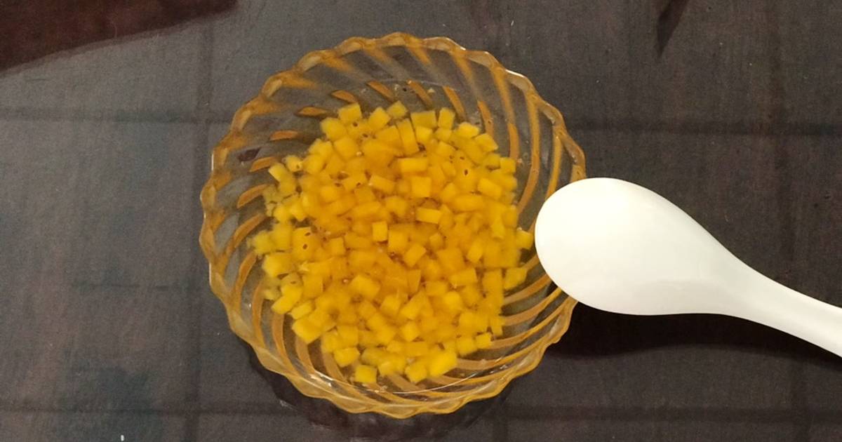 Đu đủ tiềm hạt chia cho bé ăn xế