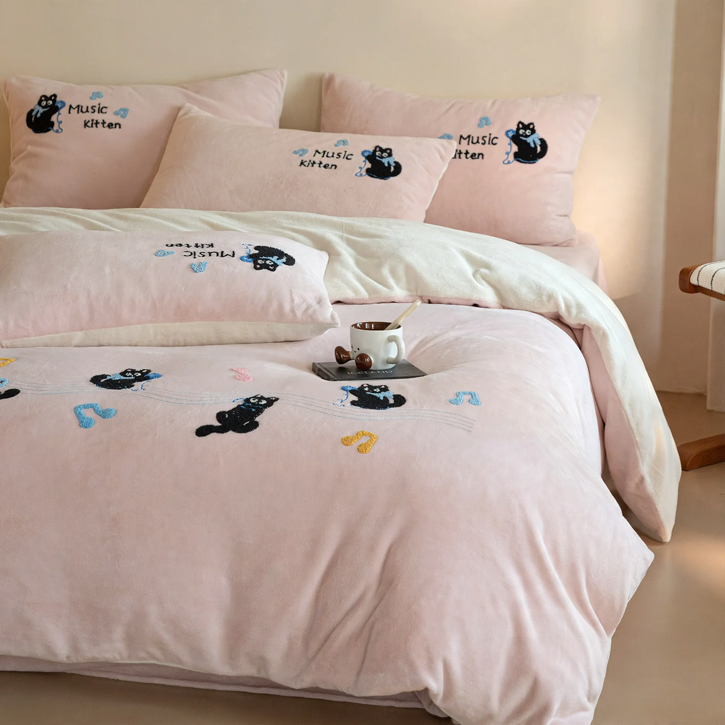Bedding set, 4 pieces, microfiber, cat pattern