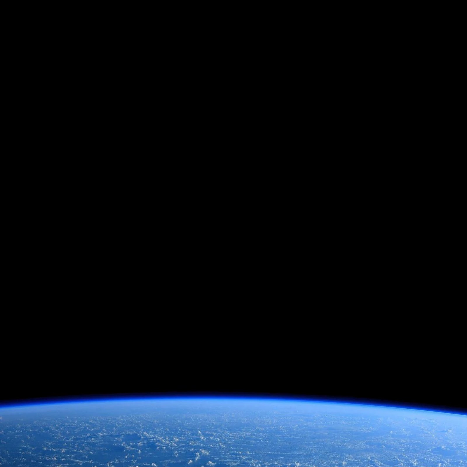Download Deep Blue Earth View Above 2K iPhone