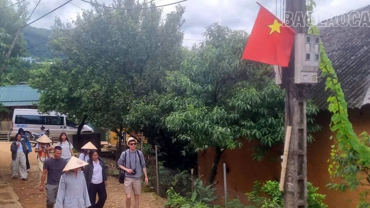 Đánh thức tiềm năng du lịch Y Tý: Phát triển 'vùng đất mù sương' bằng tư duy bền vững - Báo Lào Cai
