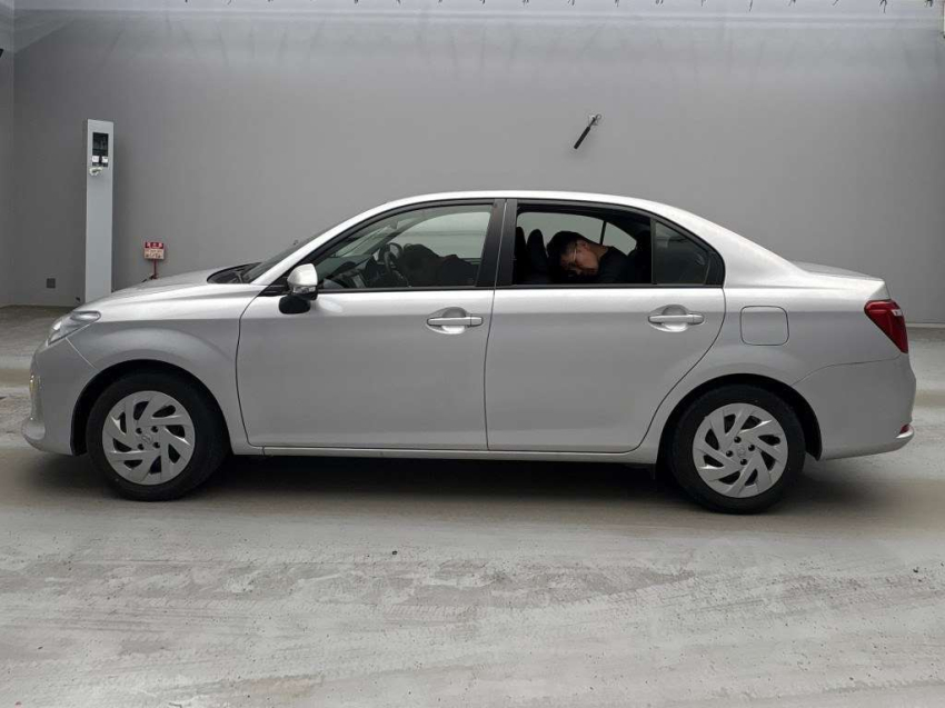 Toyota Axio