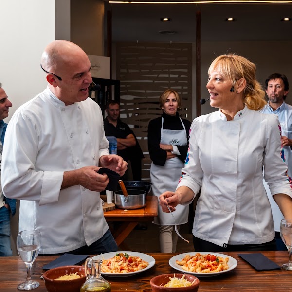 Santiago Giorgini y Jimena Monteverde