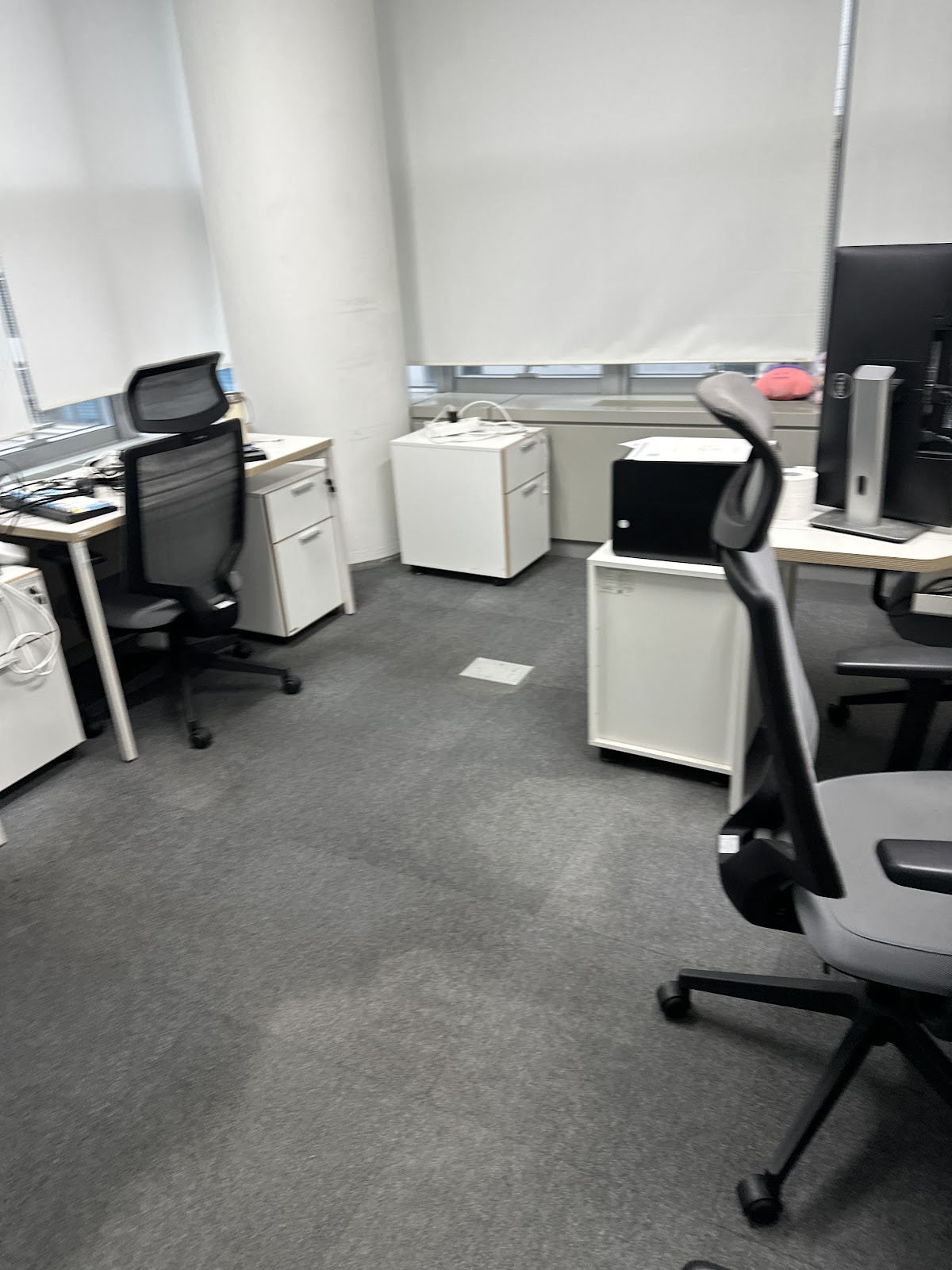 대전 사무실청소 현장 사전 점검 및 보양 작업 모습