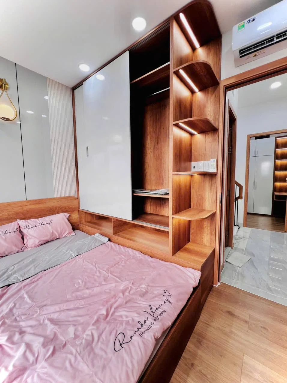 Bán nhà mới đẹp, hẻm 3 gác , Tống Văn Hên, P. Tân Sơn, Quận Tân Bình