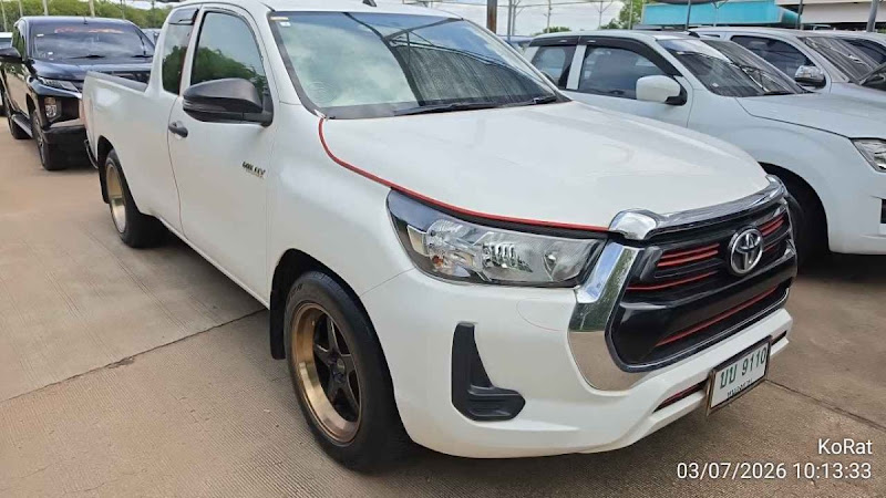 TOYOTA HILUX REVO