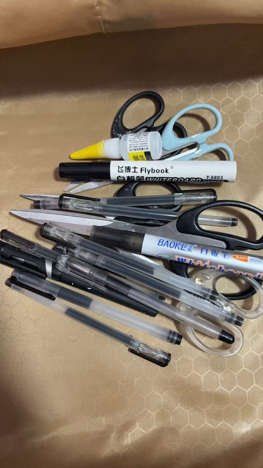 Pulpen Hitam