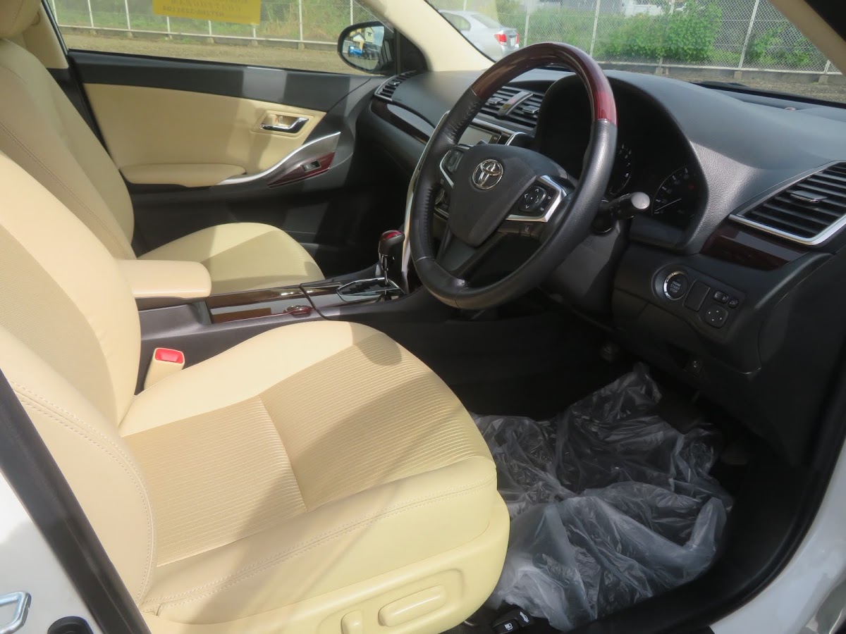 Toyota Premio