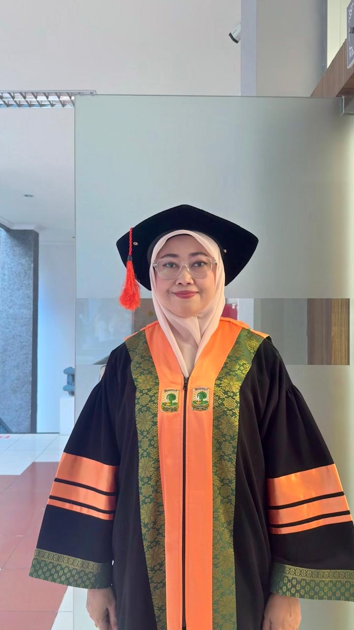 Dr. Indah Adi Putri, S.IP, M.IP
