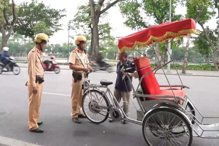 Đảm bảo an toàn giao thông khu vực hồ Hoàn Kiếm - Đài Phát thanh và truyền hình Hà Nội