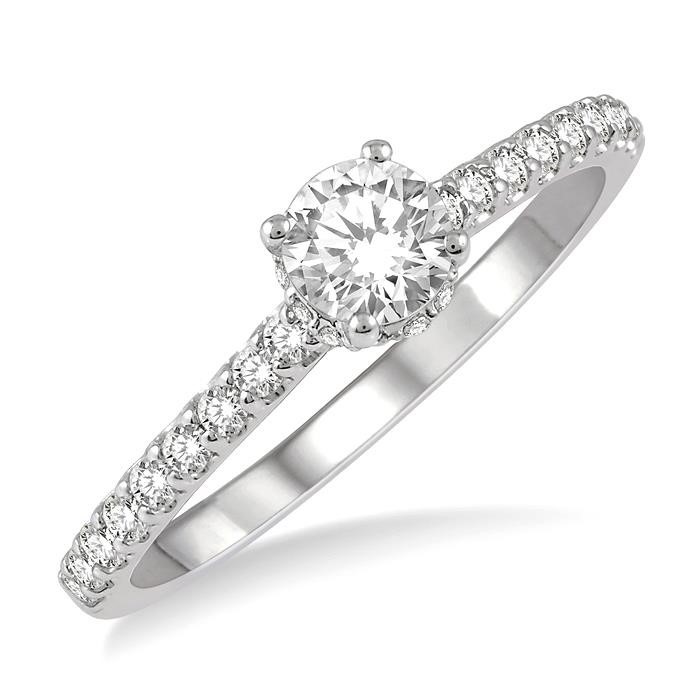 Round Shape Diamond Engagement Ring
