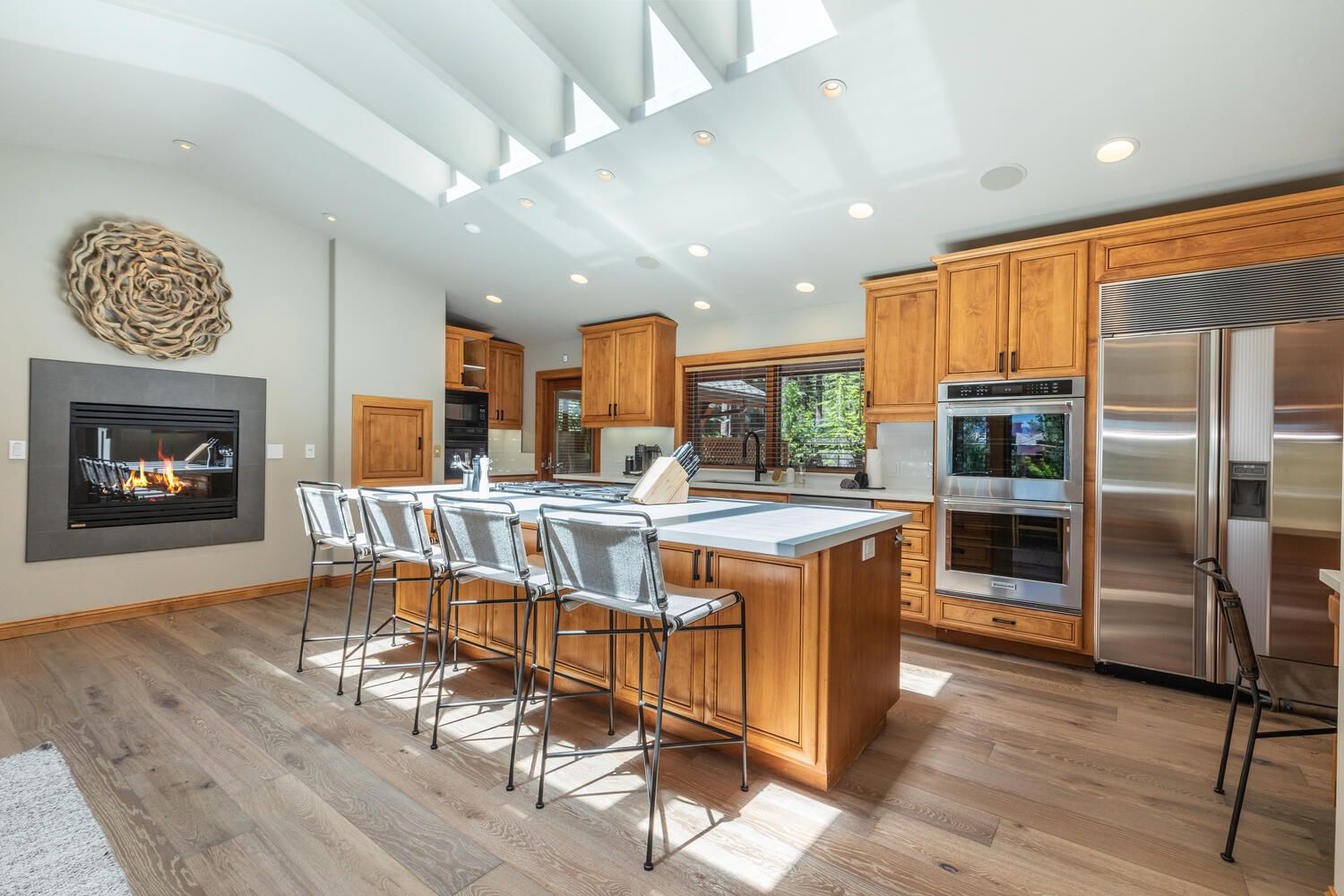 Incline Village, Nevada, USA — 5-Bed Estate With Hot Tub 3