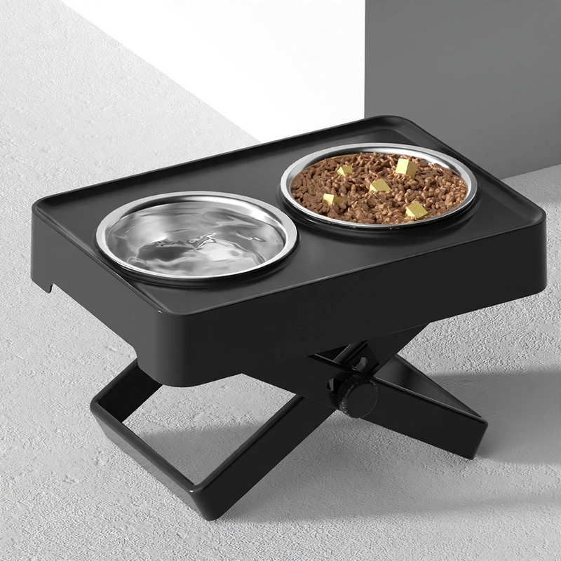 Elevated double bowl made of stainless steel for large dogs