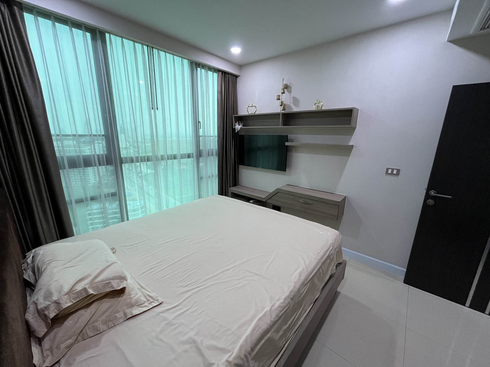 House Grand Garden Home - 4 Bed, Floor 1 storey 8