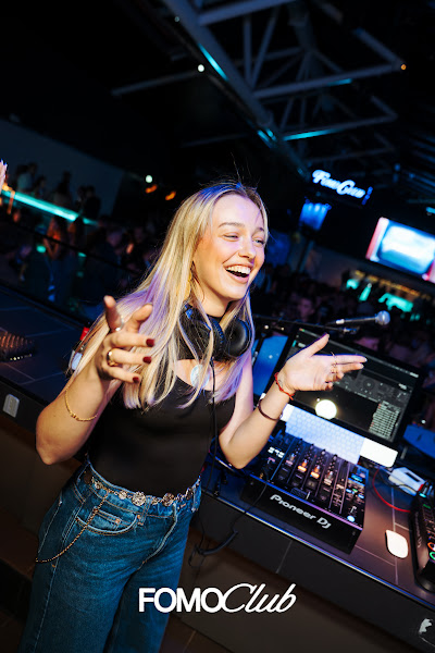 Fomo Club (7).jpg