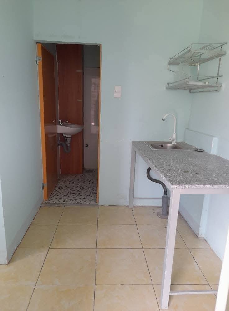 Cho thuê phòng rộng rãi cuối đường Phạm Như Xương 2