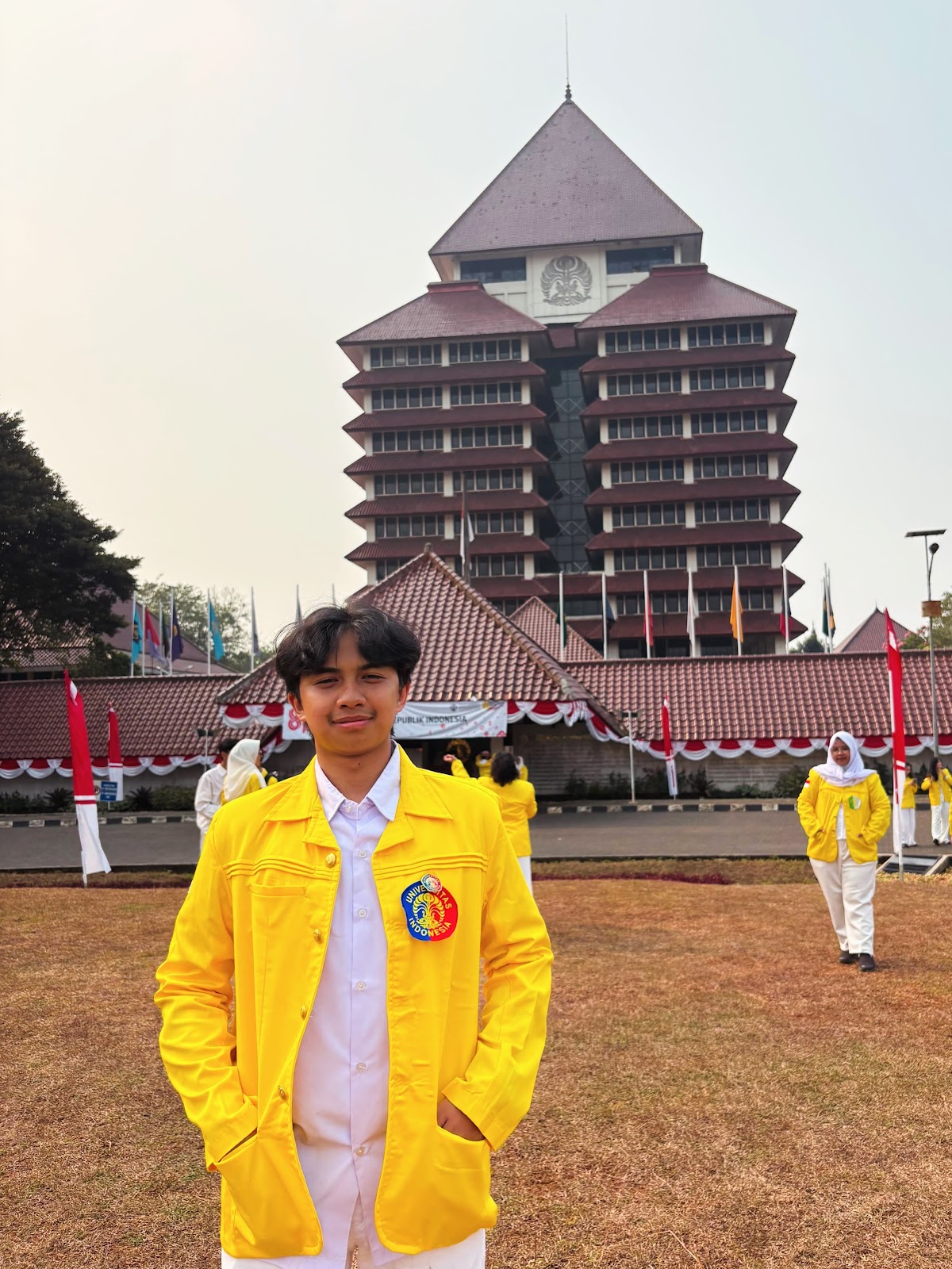 Aprilo Cikal Munazat