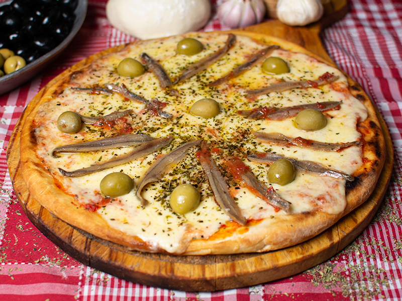 MUZZARELLA CON ANCHOAS