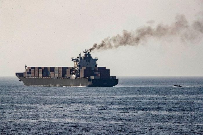 Thực hư việc tàu chiến Mỹ trúng tên lửa Iran tại Hormuz - Tạp chí Tri thức