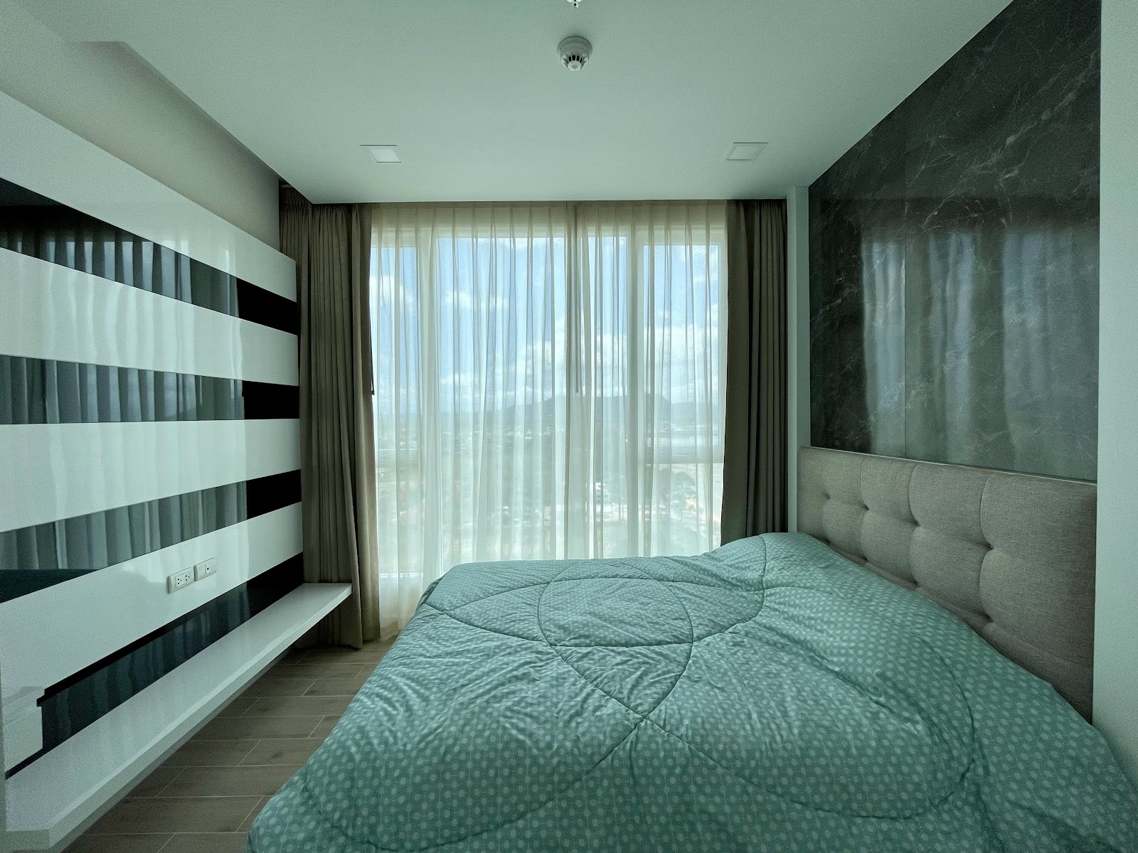 Grand Caribbean A - 1 Bed, Floor 7 10