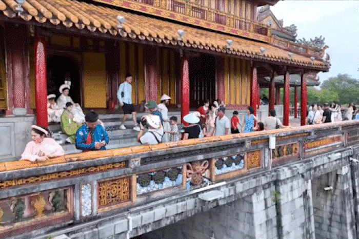 Huế lập kỷ lục tiền bán vé tham quan di tích - Báo Sài Gòn Giải Phóng