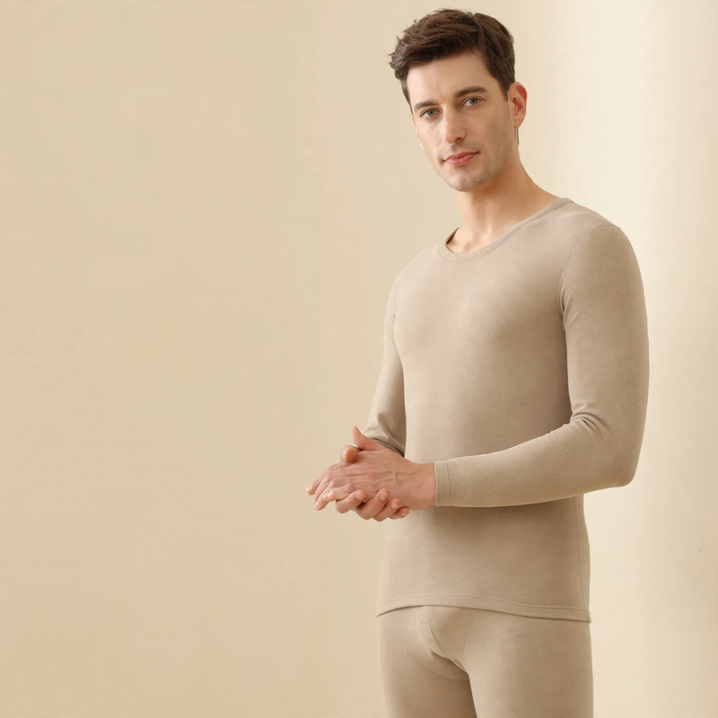 Thermal underwear set made of silk and wool