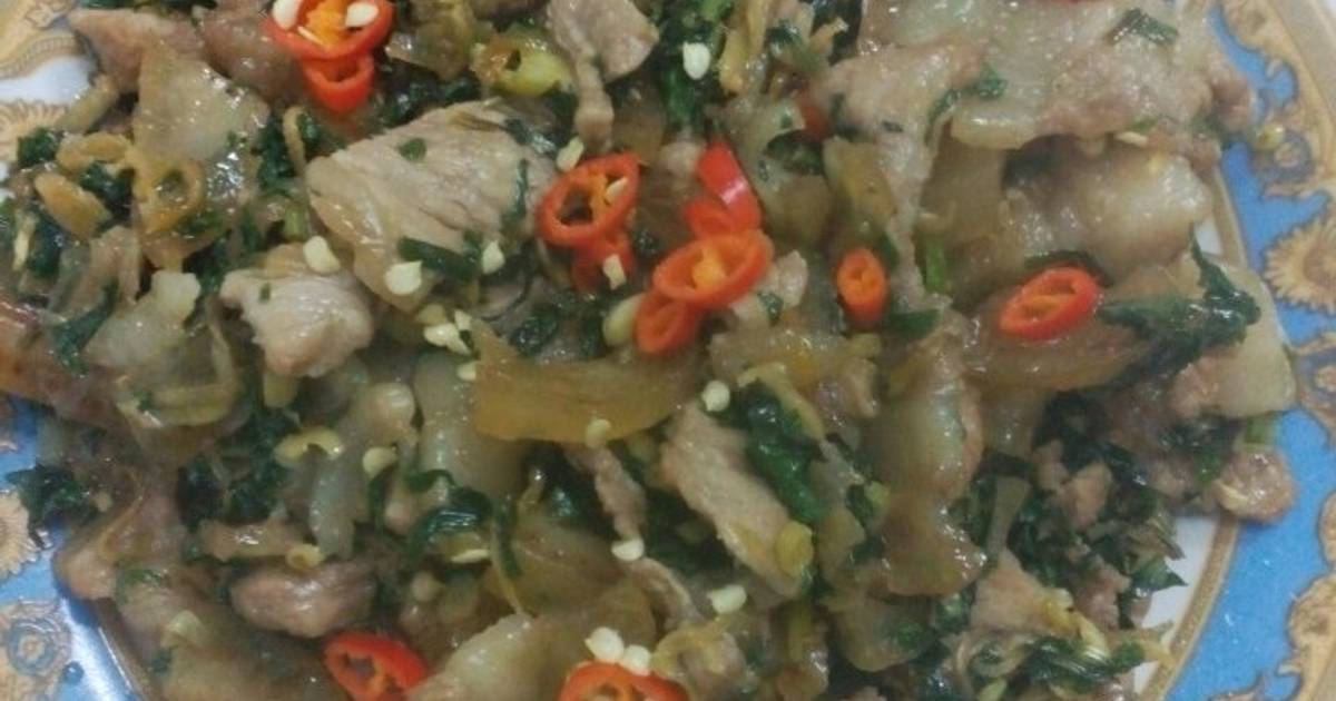 Thịt heo mọi xào sả, ớt, lá lốt