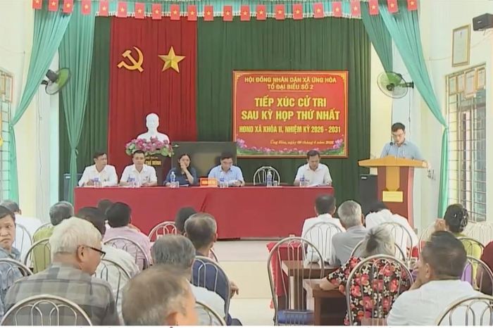 6 tổ đại biểu HĐND xã Ứng Hòa tiếp xúc cử tri sau kỳ họp - Đài Phát thanh và truyền hình Hà Nội