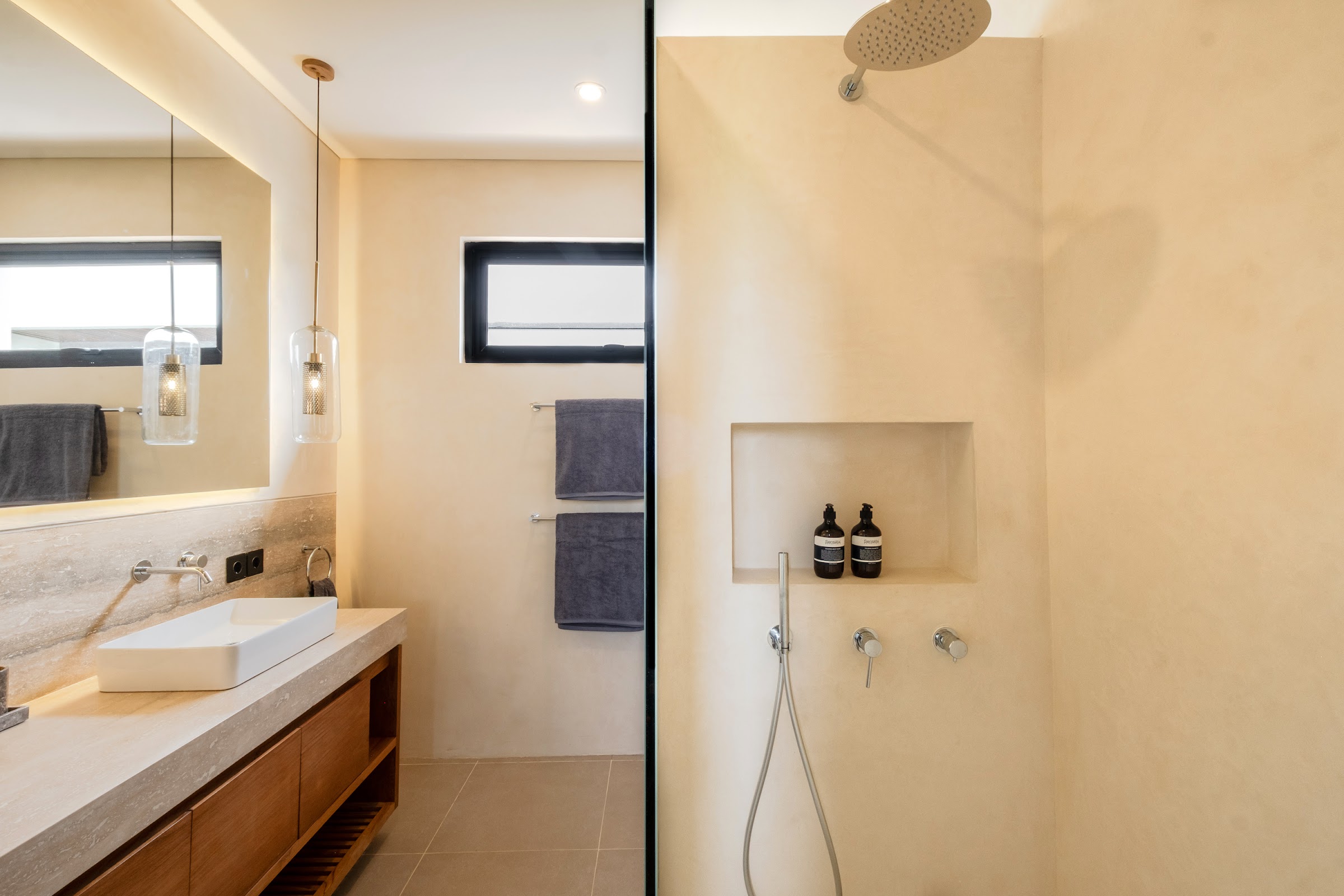 Bathrooms at TSURI Villas in Kedungu, Bali, image 4