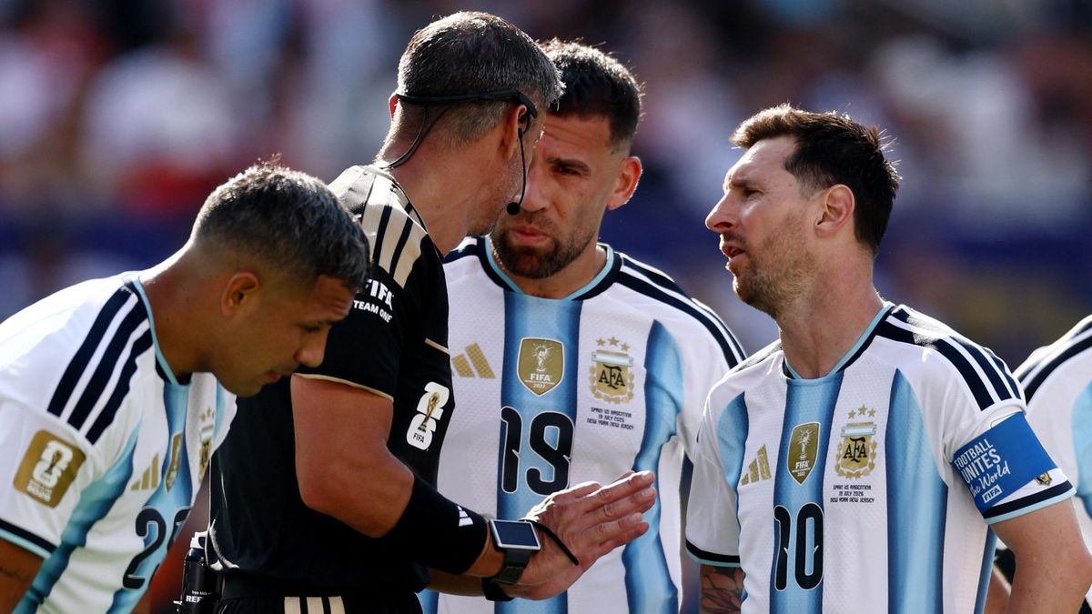 Rooney mắng hành động 'tuyệt vọng' của Messi - Tạp chí Tri thức