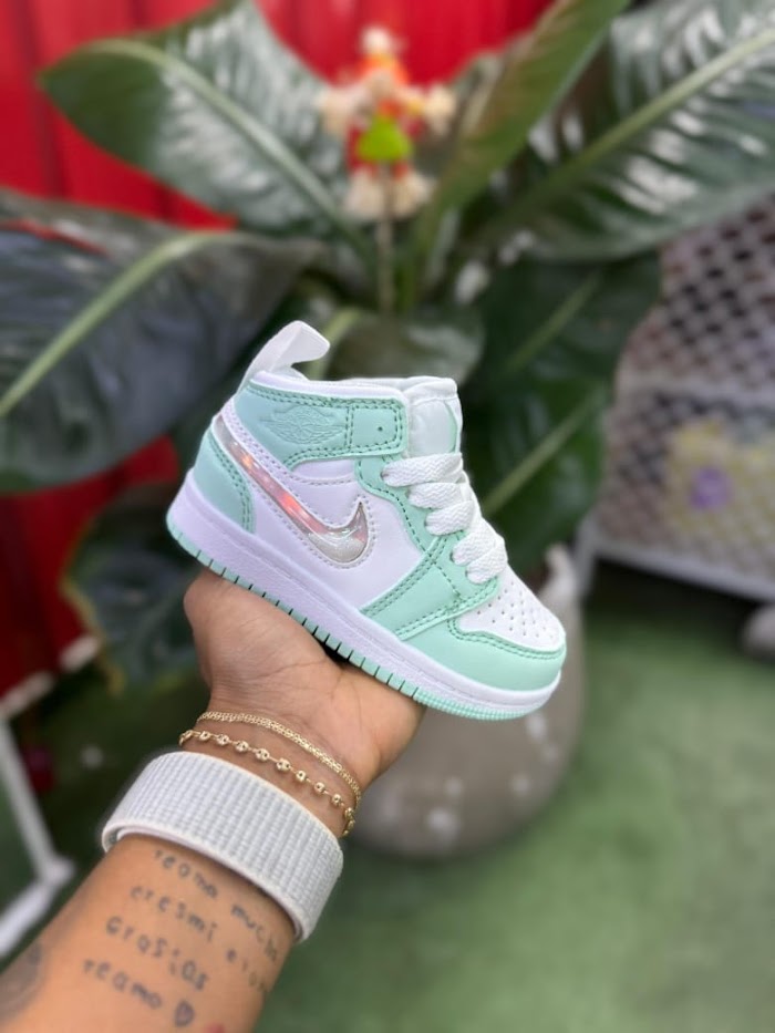 Jordan Retro 1 VB