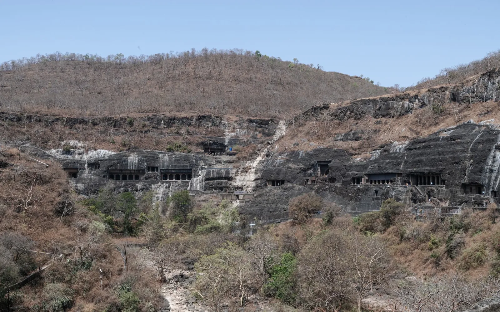 Darekasa Caves