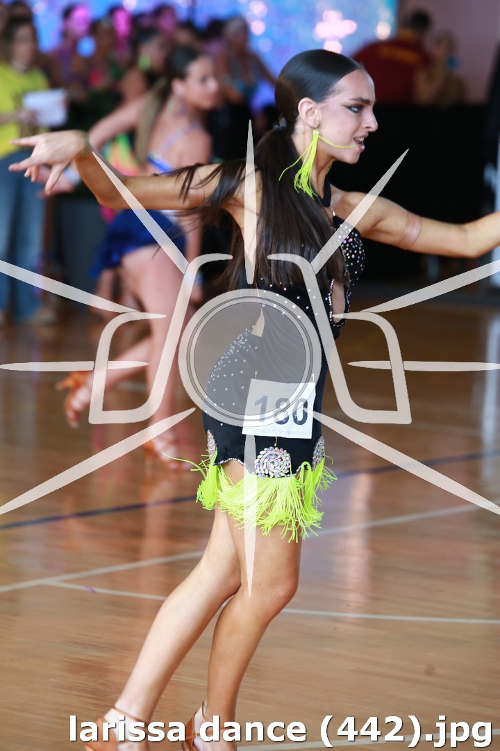 larissa dance (442).jpg
