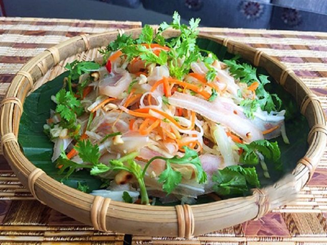 Gỏi Su Hào Tai Heo