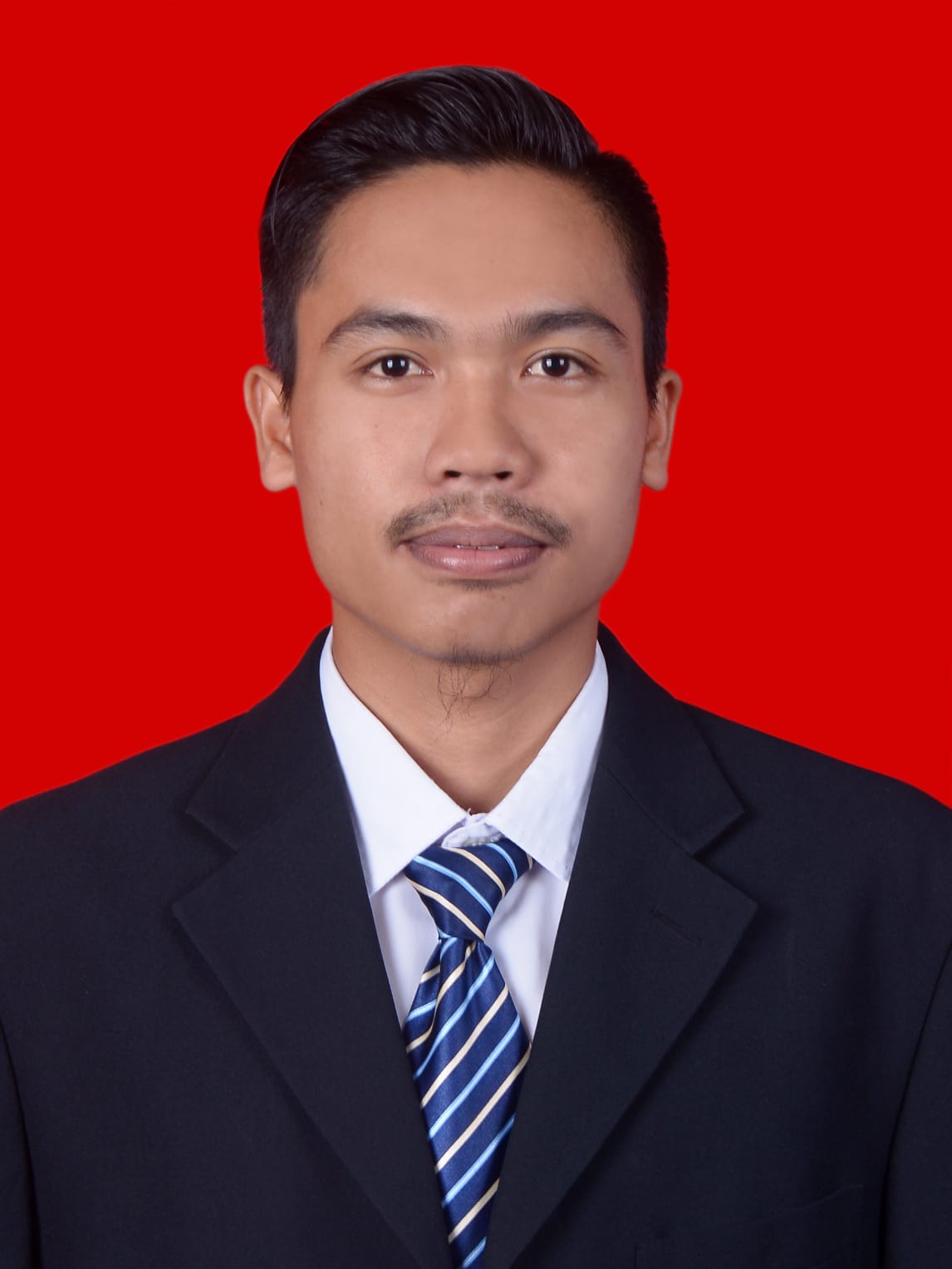 Deston Saputra, S.H