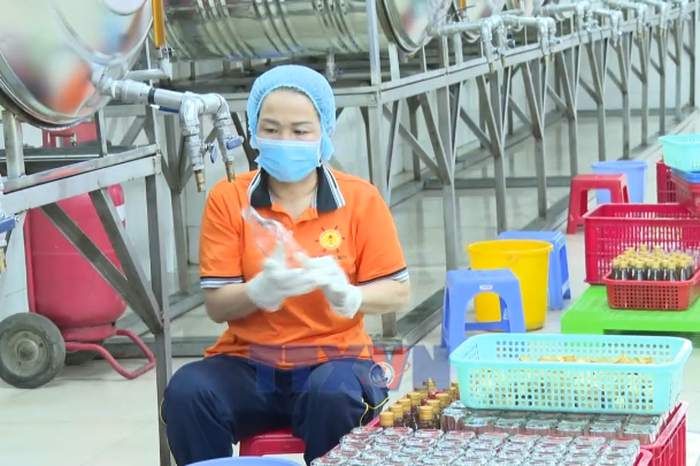 Lãi suất cho vay giảm chậm, doanh nghiệp vẫn 'khát' vốn rẻ - Bnews