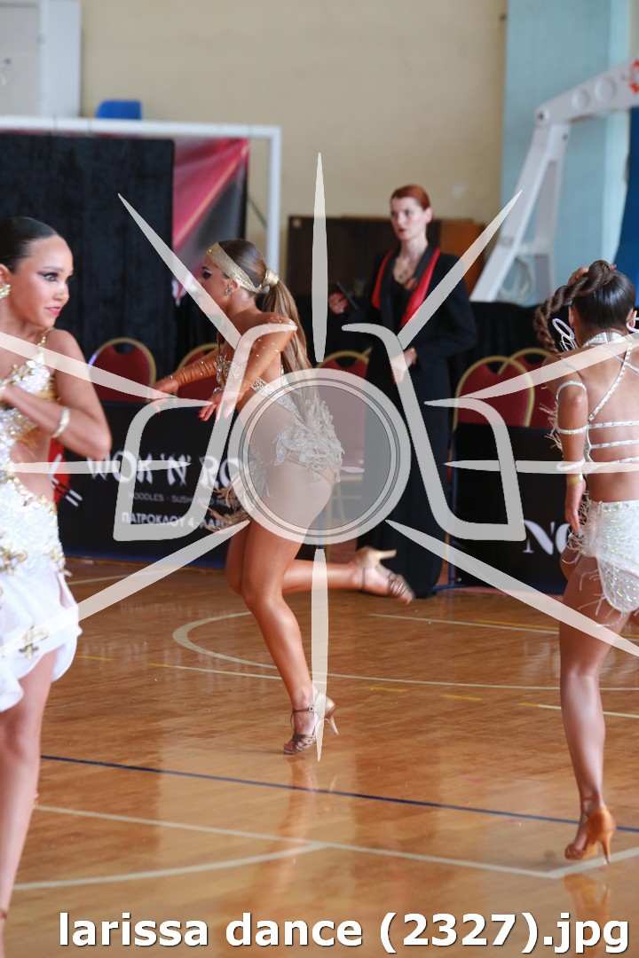 larissa dance (2327).jpg