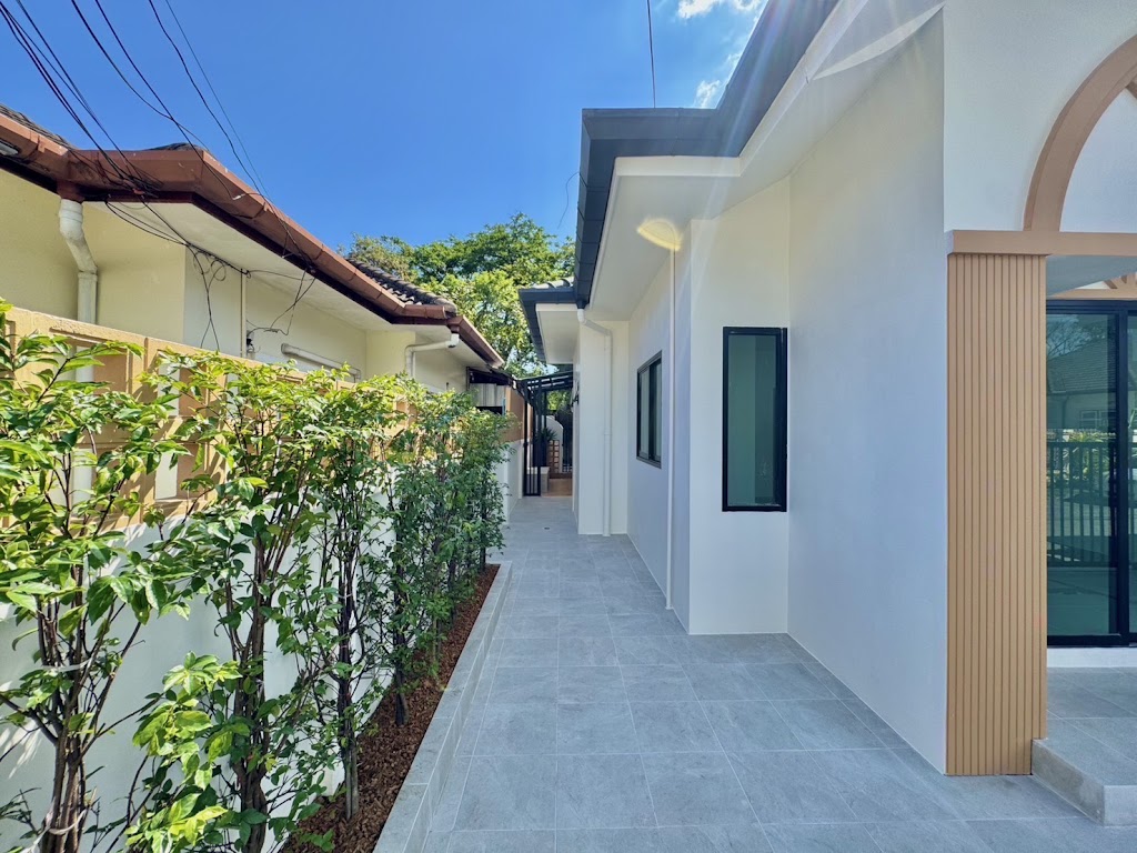 Phuket Villa California · วิชิต 5