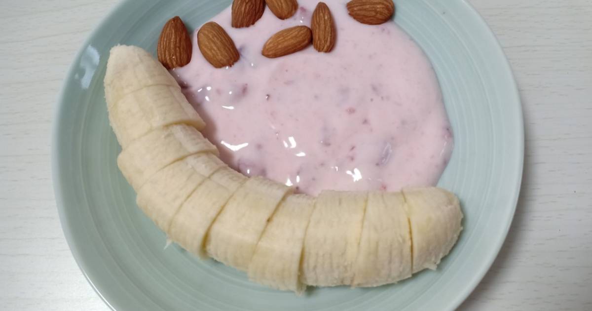 Sữa chua dầm chuối