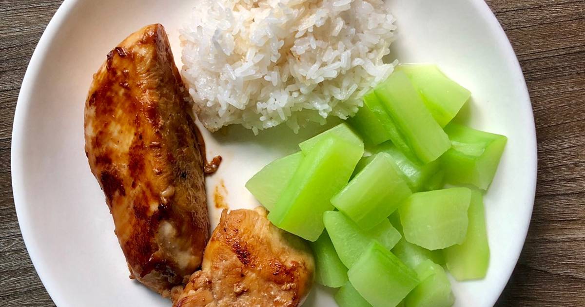 Ức gà áp chảo