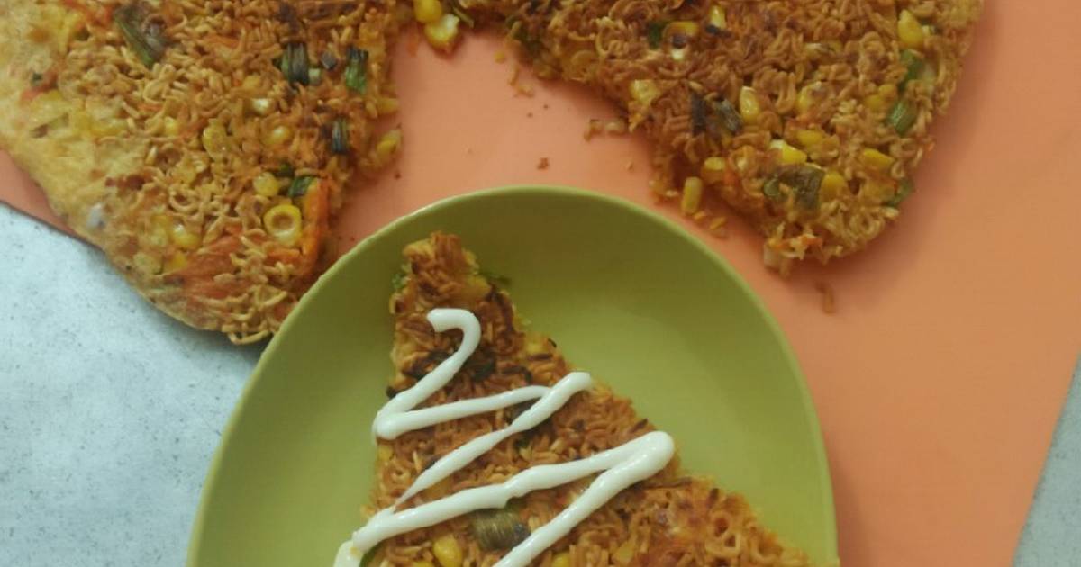 Pizza mỳ tôm