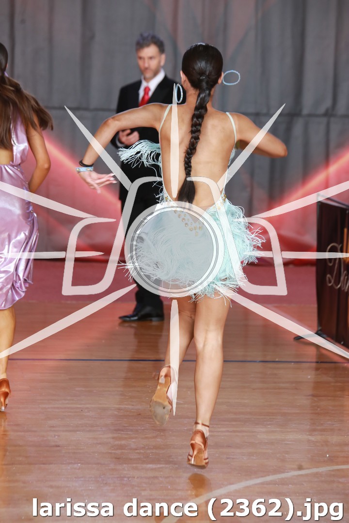 larissa dance (2362).jpg