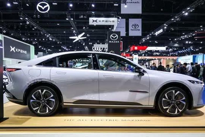Xe điện Mazda công suất 258 mã lực, giá hơn 940 triệu đồng - Tạp chí Doanh Nghiệp Việt Nam